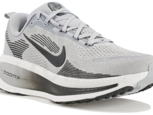 Nike Vomero 18 - HM6803-012