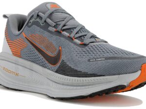 Nike Vomero 18 - HM6803-014