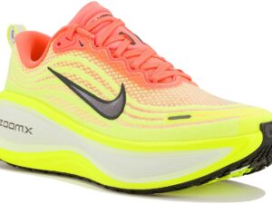 Nike Vomero Plus - HV8150-800