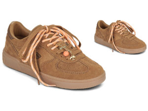 D.Franklin 387 REBEL Camel