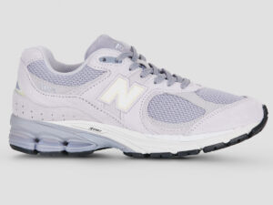 New Balance 2002 Violet